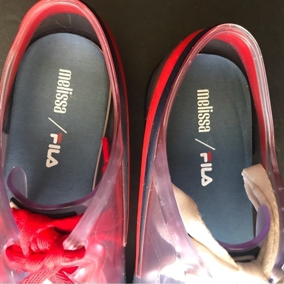 Melissa x Fila “Melissa Sneaker” Lace-Up Jelly in Clear, Bubblegum Scent, Size 6 - Picture 7 of 11